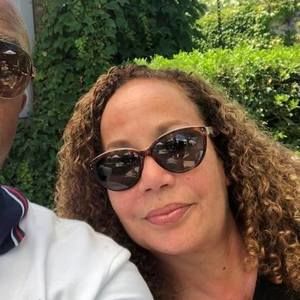 Meet your Posher, Gina